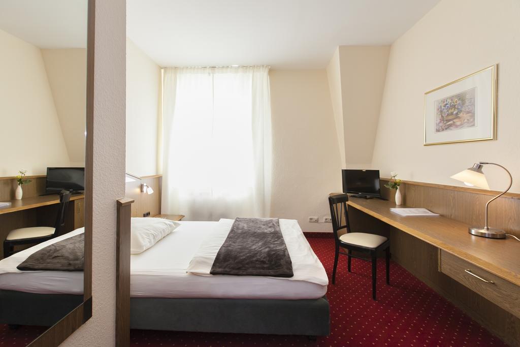 Brauhaus Manforter Hof Leverkusen Habitación foto